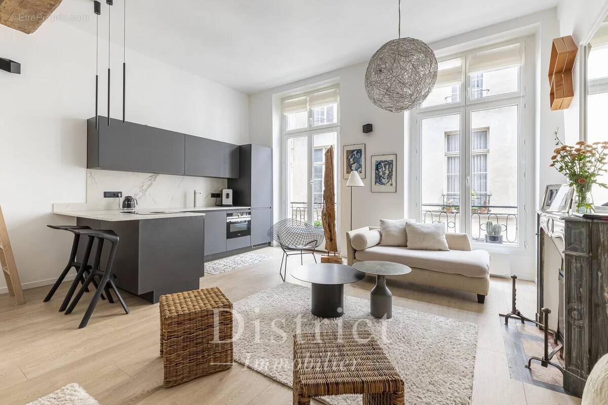 Appartement à PARIS-4E