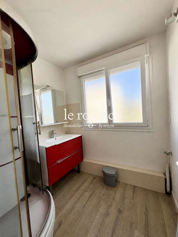 Appartement 58 m² à Lorient  - photo 5