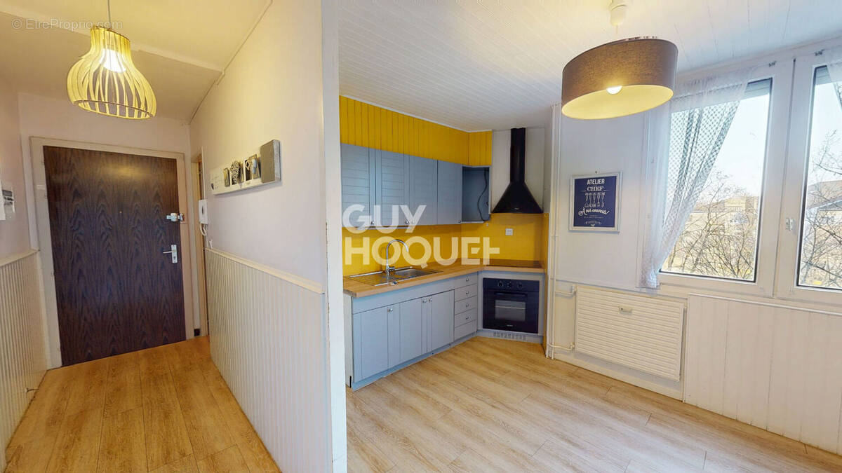 Appartement à SEYNOD