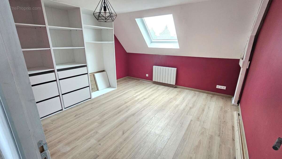 Appartement à CONDE-SUR-VESGRE