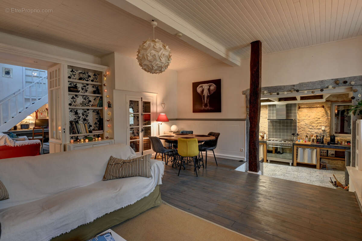 Maison à TOURNON-D&#039;AGENAIS