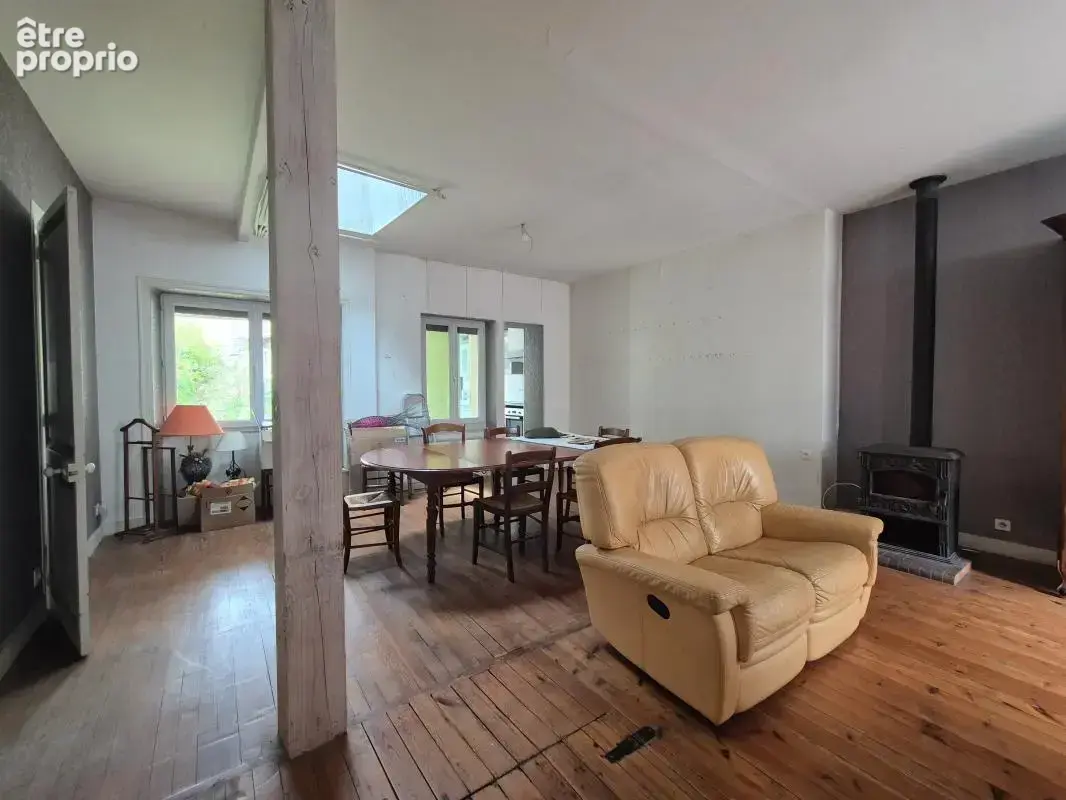 Maison de ville de plein pied d'environ 80m² en vente à Cognac (16100) - photo 3