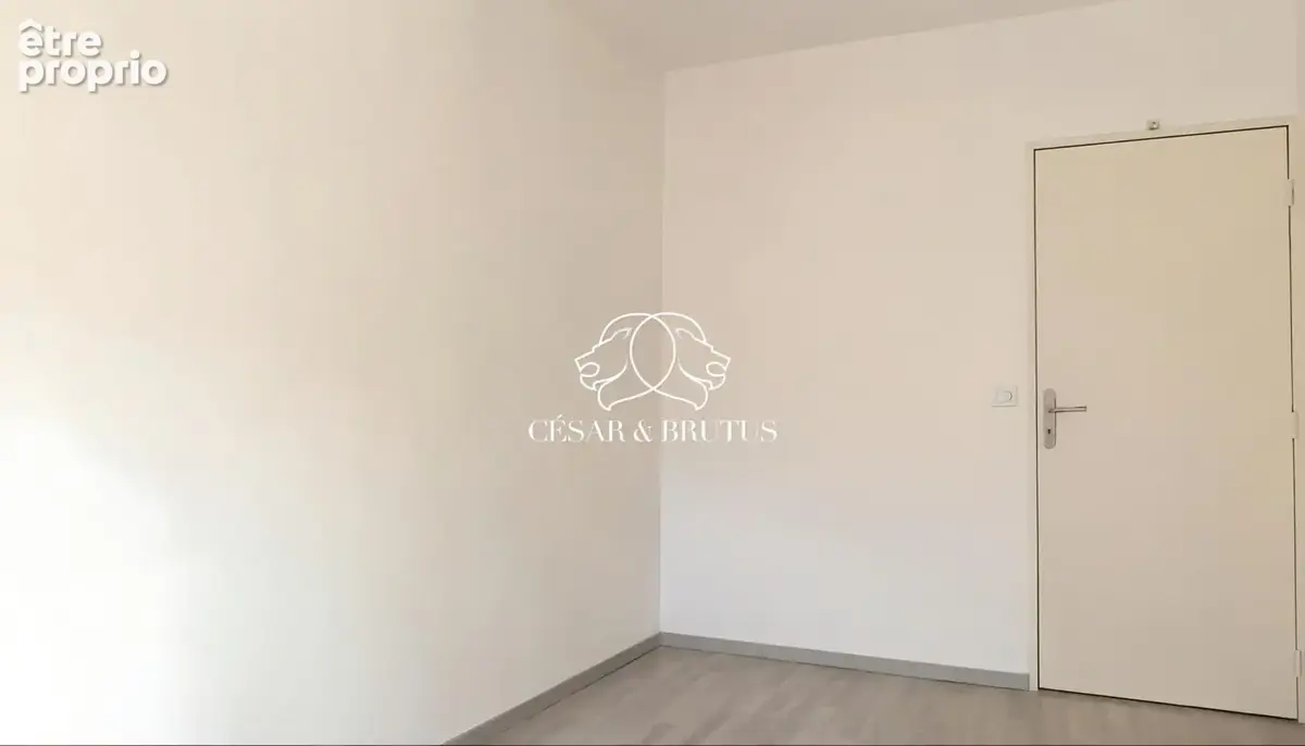 Appartement 60 m² à Saint-Priest  - photo 9
