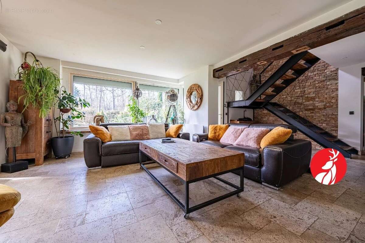 Maison à MILLY-LA-FORET