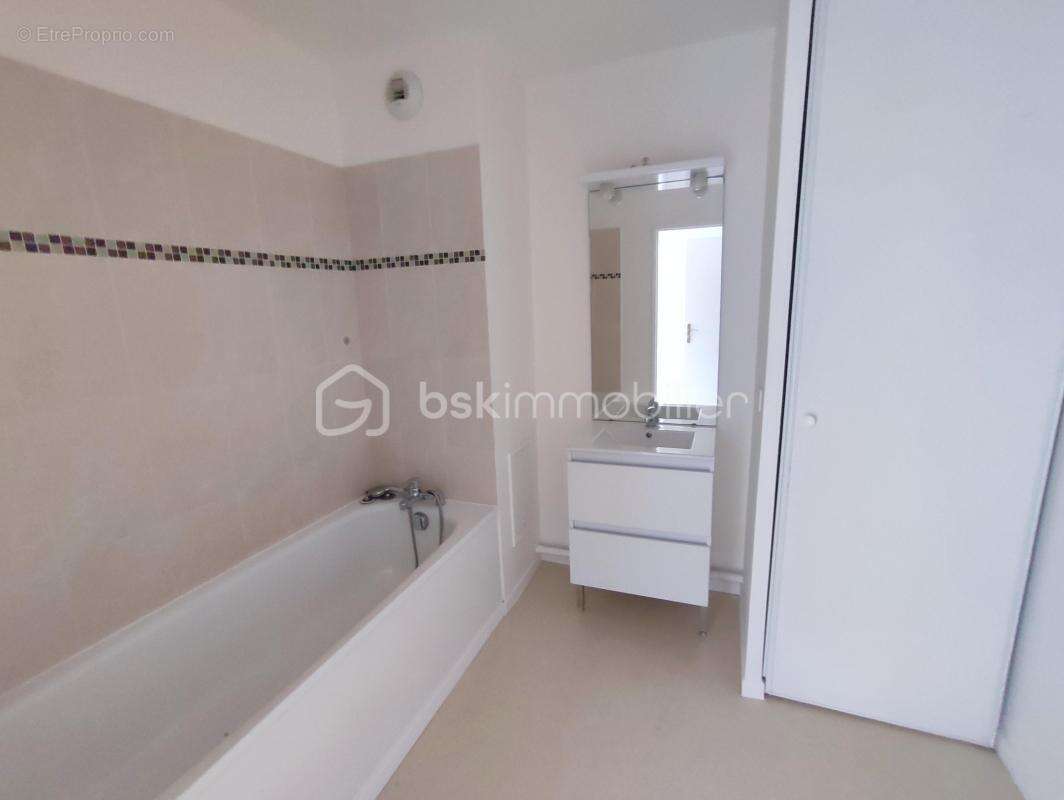 Appartement à VIGNEUX-SUR-SEINE