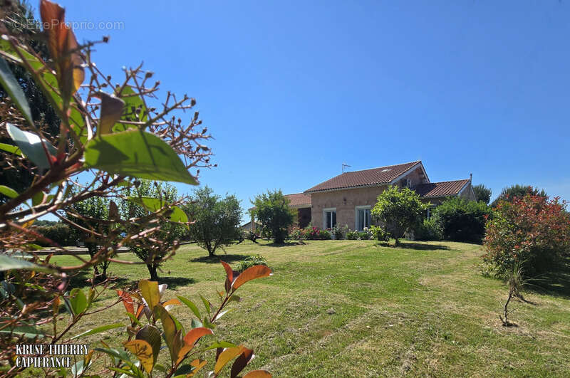 Maison à CASTELSARRASIN