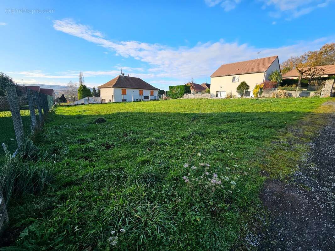 Terrain 561 m² à Marsac  - photo 17