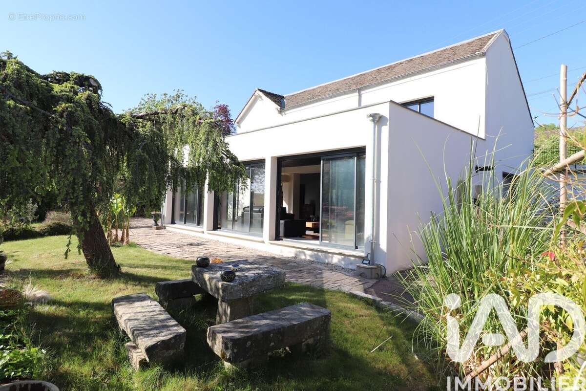 Photo 2 - Maison à MORET-SUR-LOING