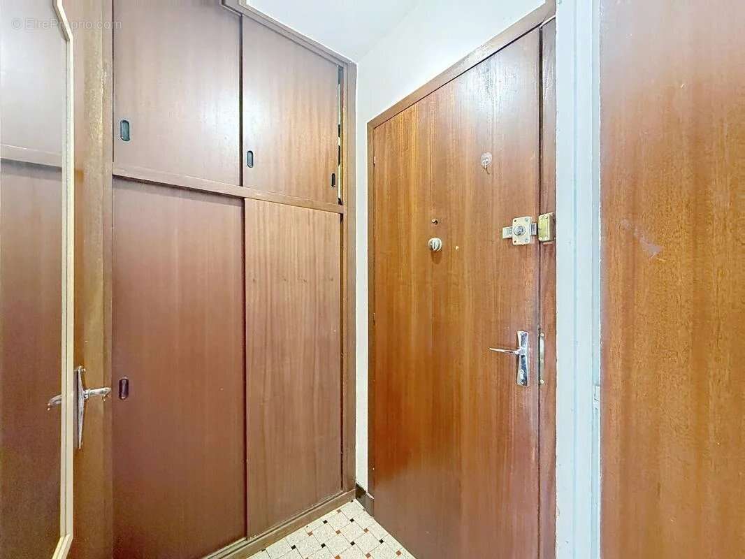 Appartement avec balcon et parking vendu loué - photo 4