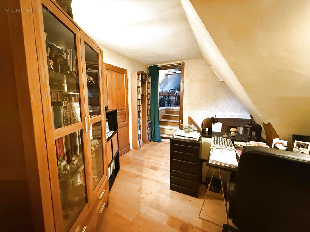 Maison à BONNETABLE