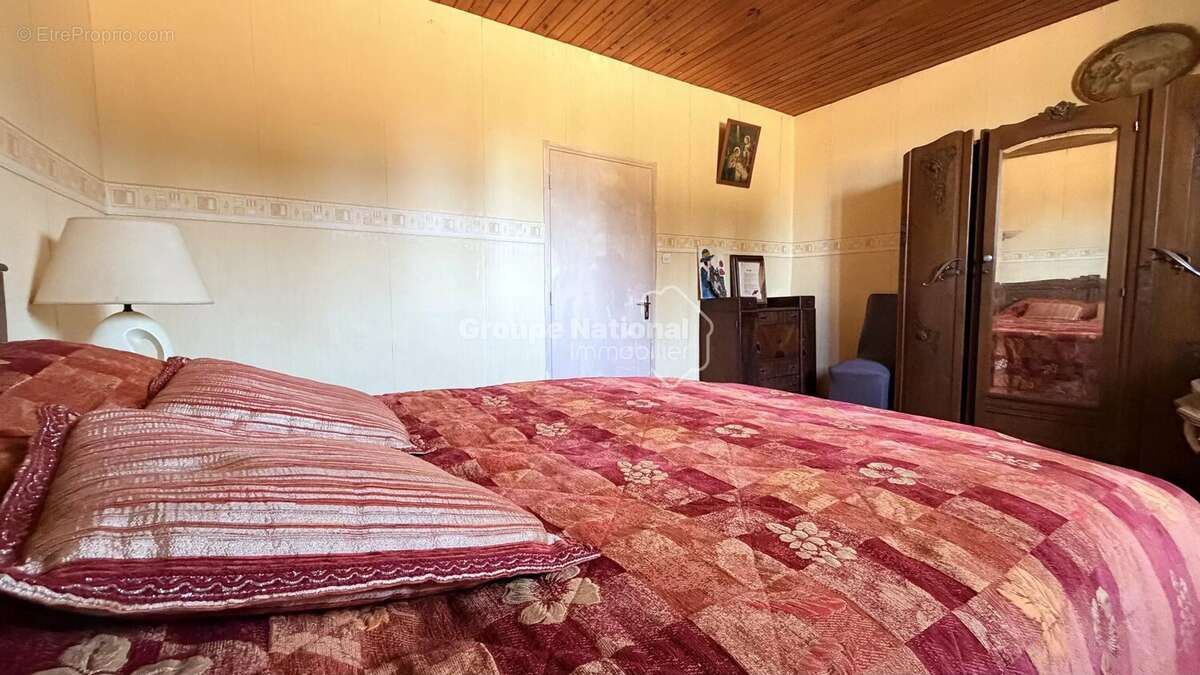 Courthezon - ensemble immobilier de 385 m² en campagne - photo 20