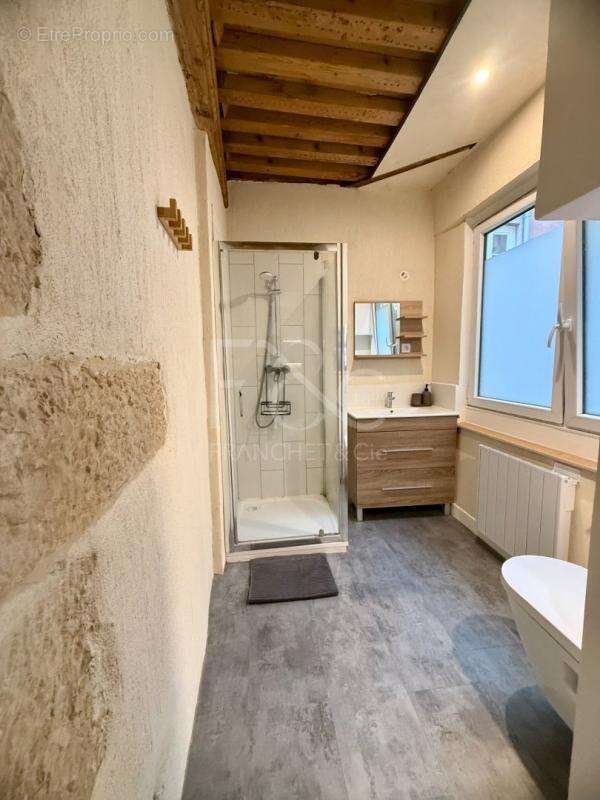 Appartement à LYON-1E