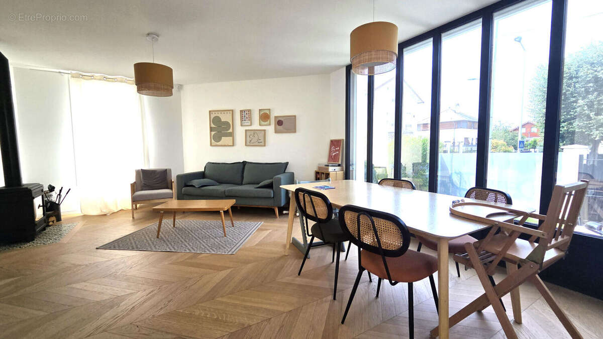 Maison à HOUILLES