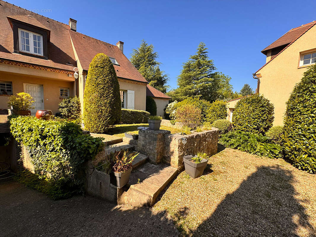 Maison à NOISY-LE-ROI