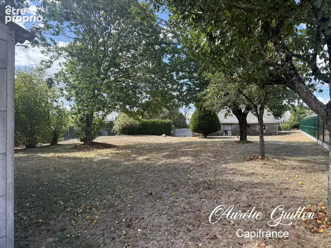 Maison en pierre à réhabiliter – terrain constructible 1 300 m², garage – Ploërmel - photo 7