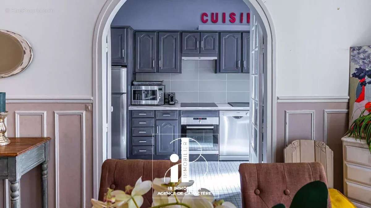 Maison à FONTAINEBLEAU