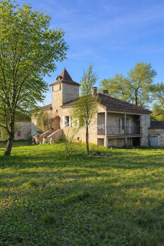 Maison à PUYLAROQUE