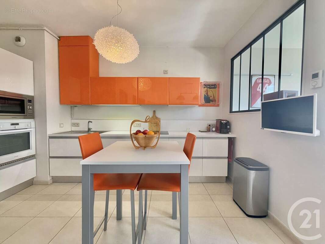 Appartement à MOULINS