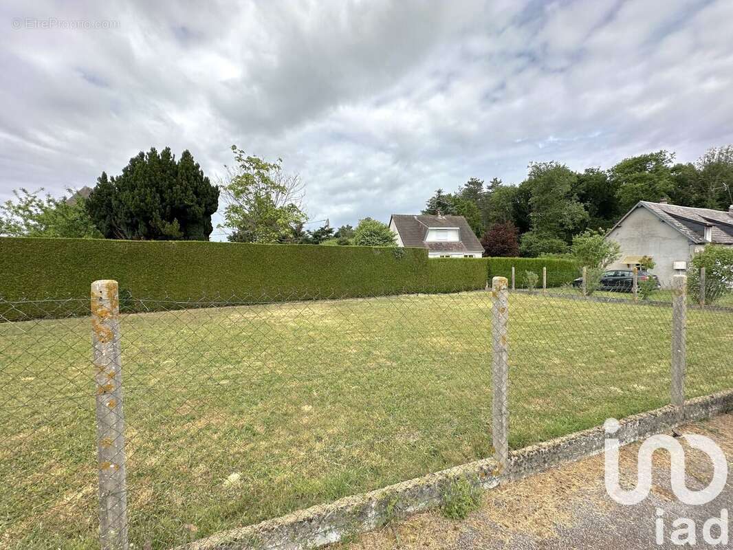 Photo 4 - Terrain à LA CHAPELLE-DU-BOIS-DES-FAULX