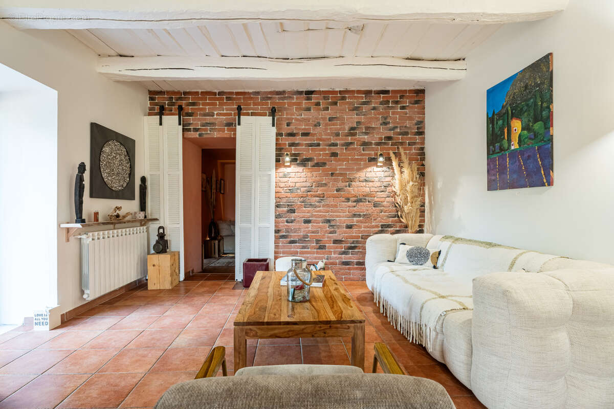 Maison à LA BOUILLADISSE