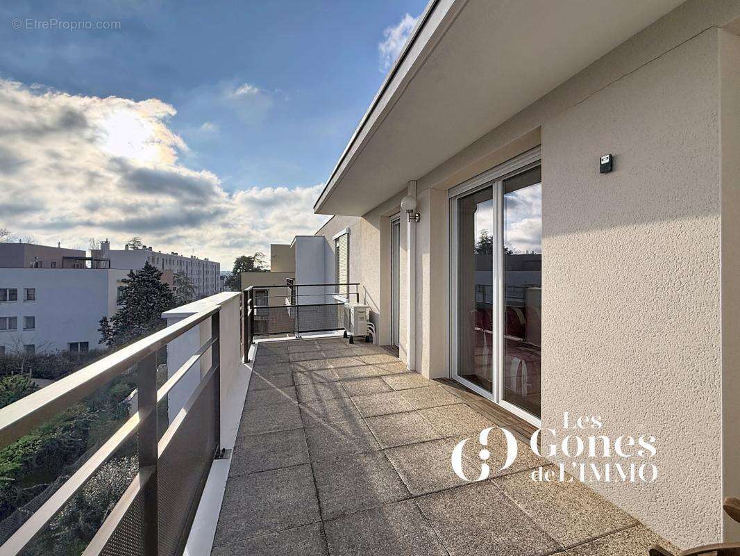 Appartement à CRAPONNE