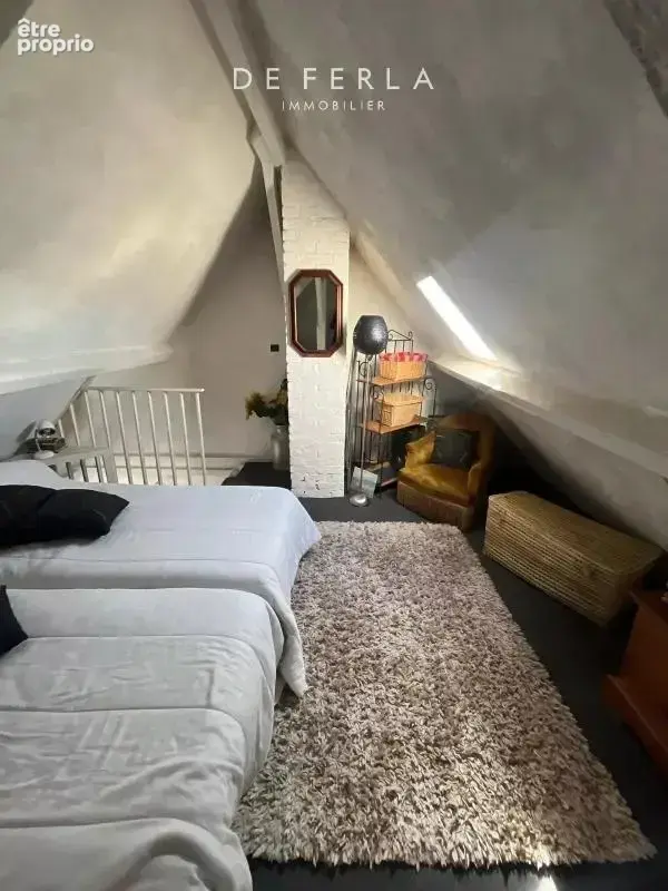 Superbe duplex dernier étage avec jardin et vue incroyable en plein centre - photo 8