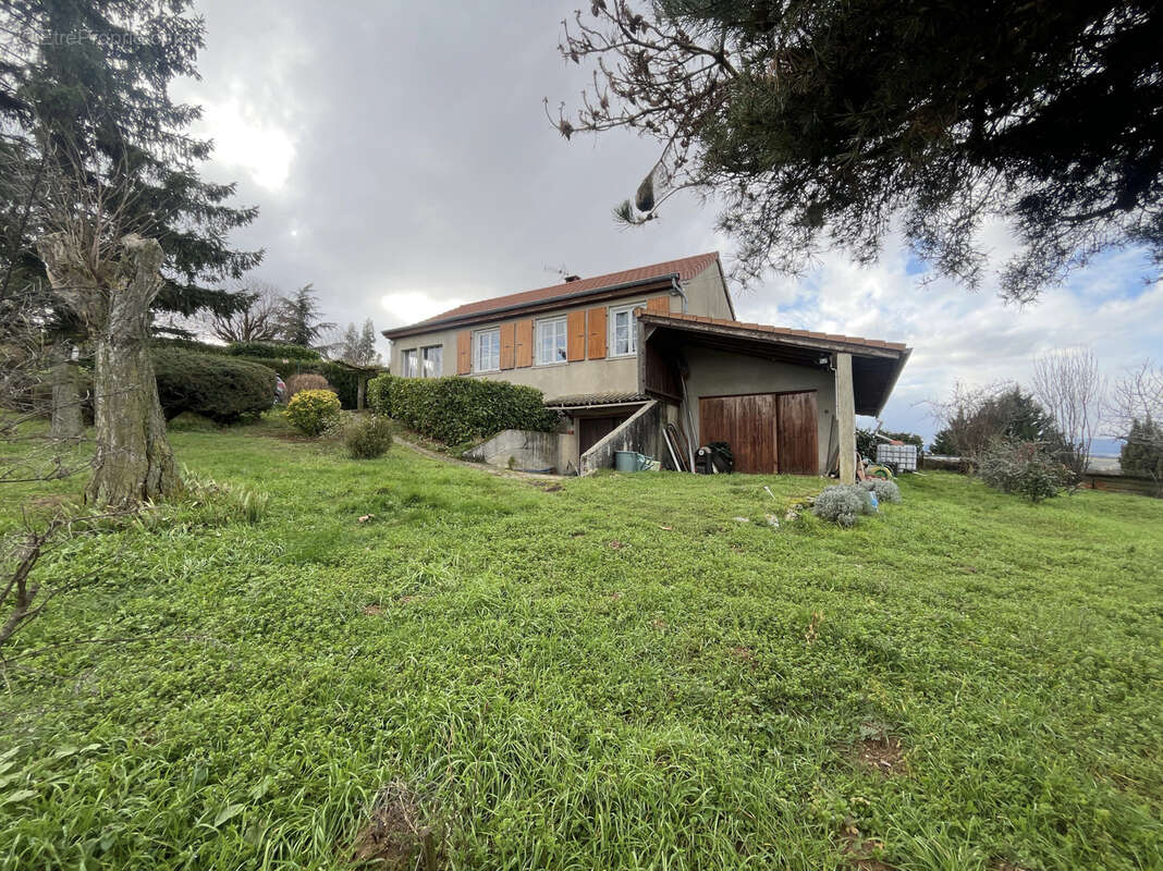 Maison à PLATS