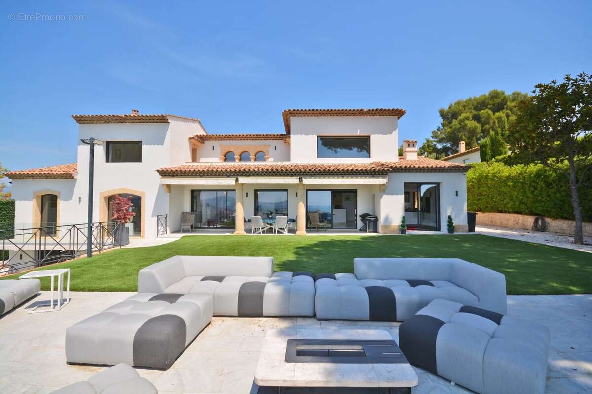 Maison à MOUGINS