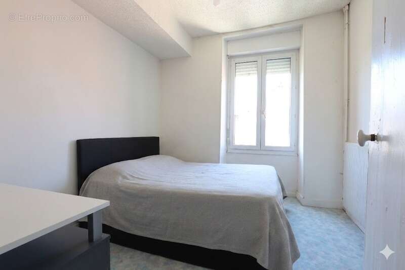 Maison à vendre 6 pièces  avec jardin 3 chambres + bureau TAUXIERES MUTRY (51) - photo 11