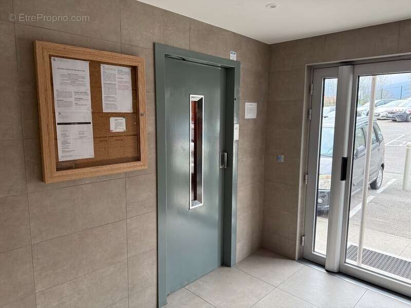 Appartement à SAINT-EGREVE