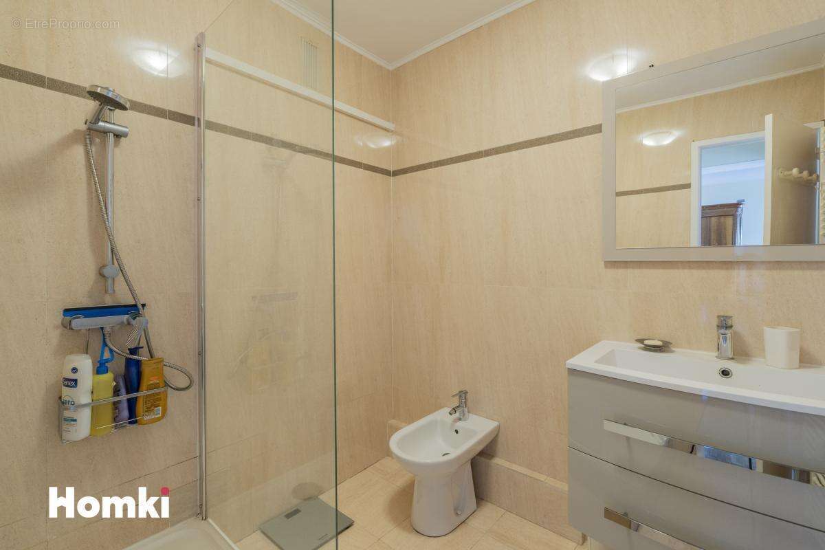 Appartement à MARSEILLE-3E