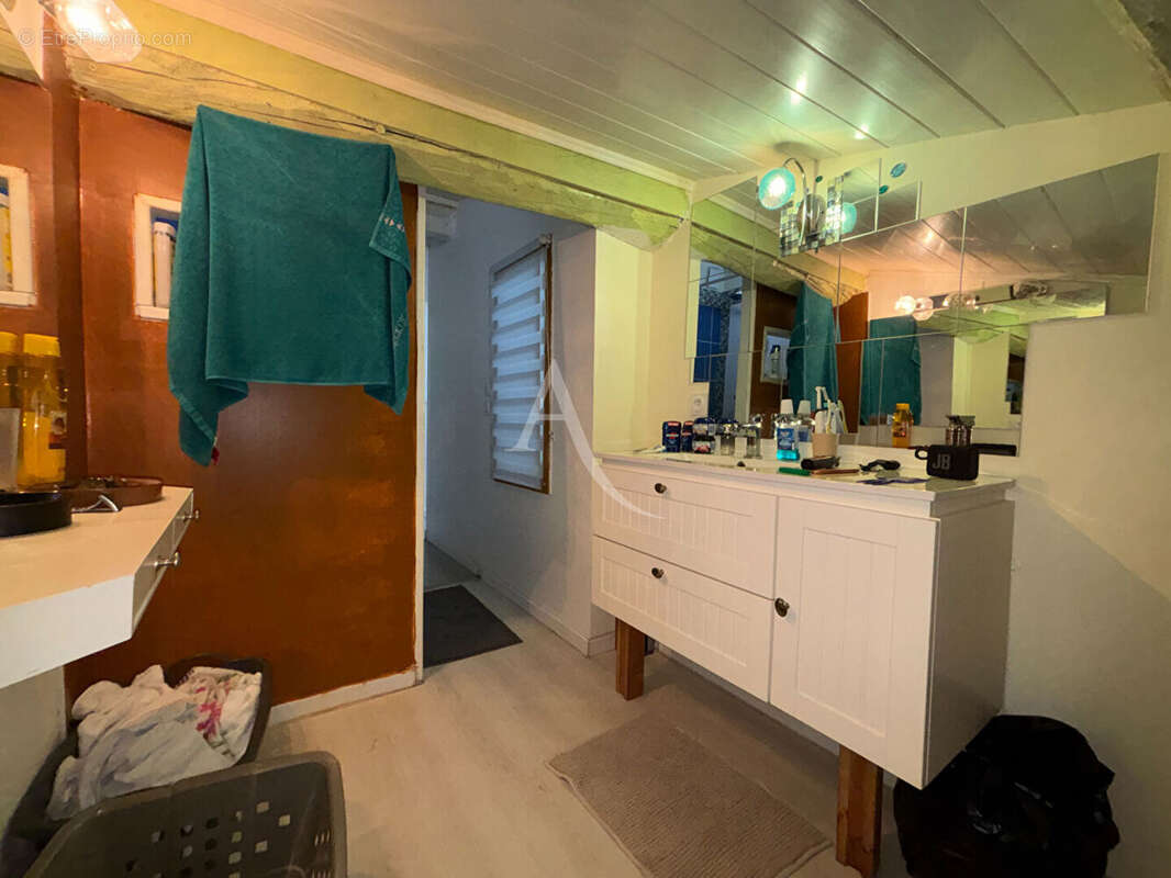 Appartement à PENNAUTIER