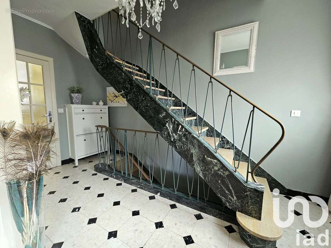 Photo 2 - Maison à VALENCIENNES