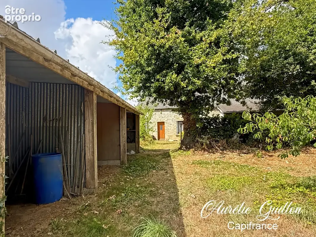 Le Roc-Saint-André – Maison en pierre 5 pièces 80 m2 avec beau potentiel - photo 17