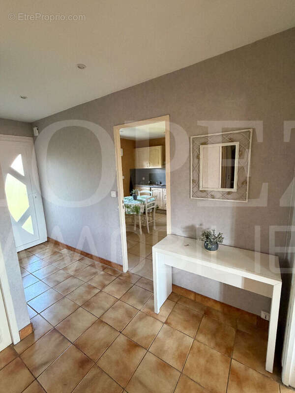 Maison à PAYRIN-AUGMONTEL