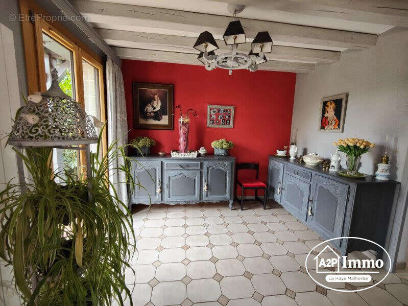 Maison à LE NEUBOURG