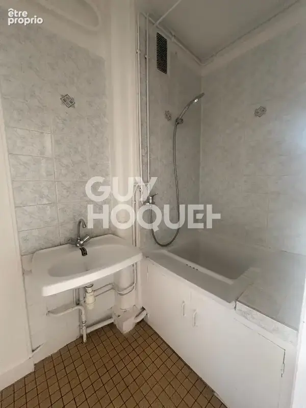 Quartier des puces / rue des rosiers  - 3 pièces - 50,15 m² - 3 caves - photo 11