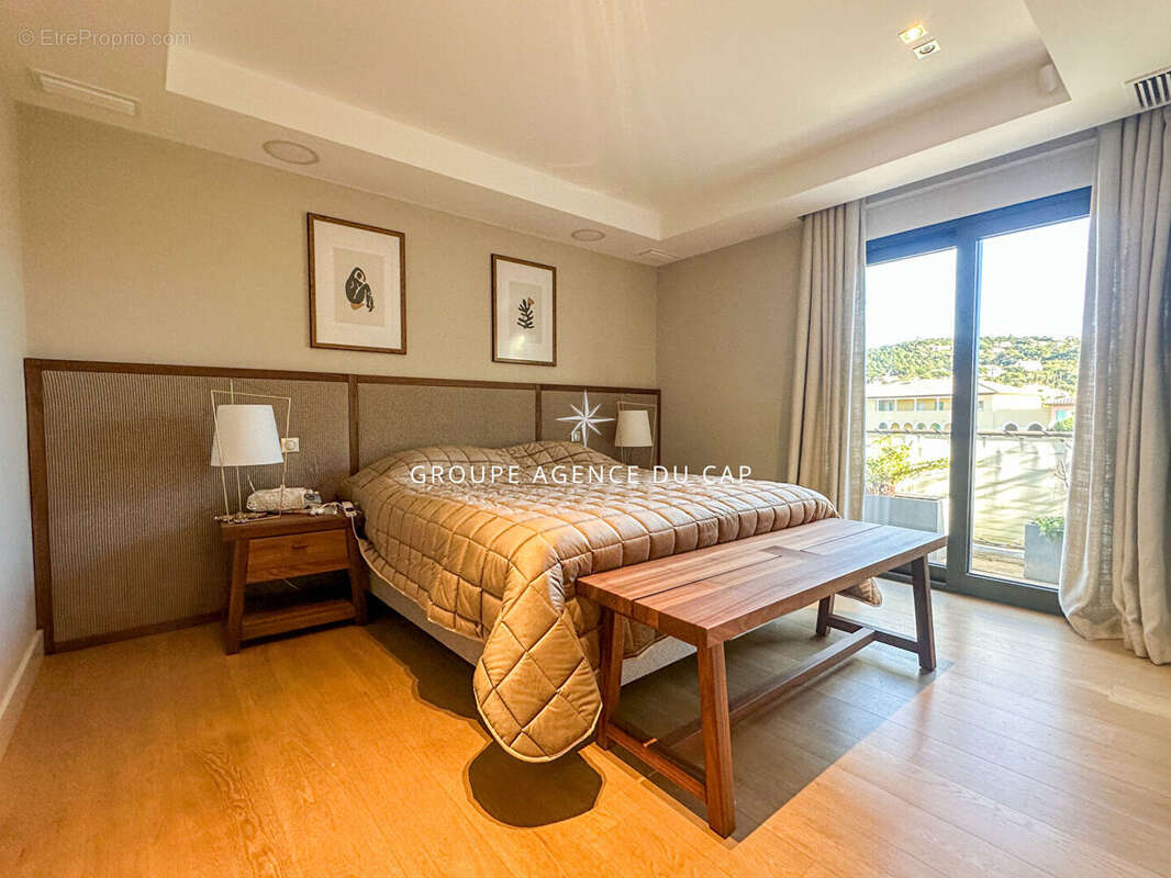 Appartement à LES ISSAMBRES