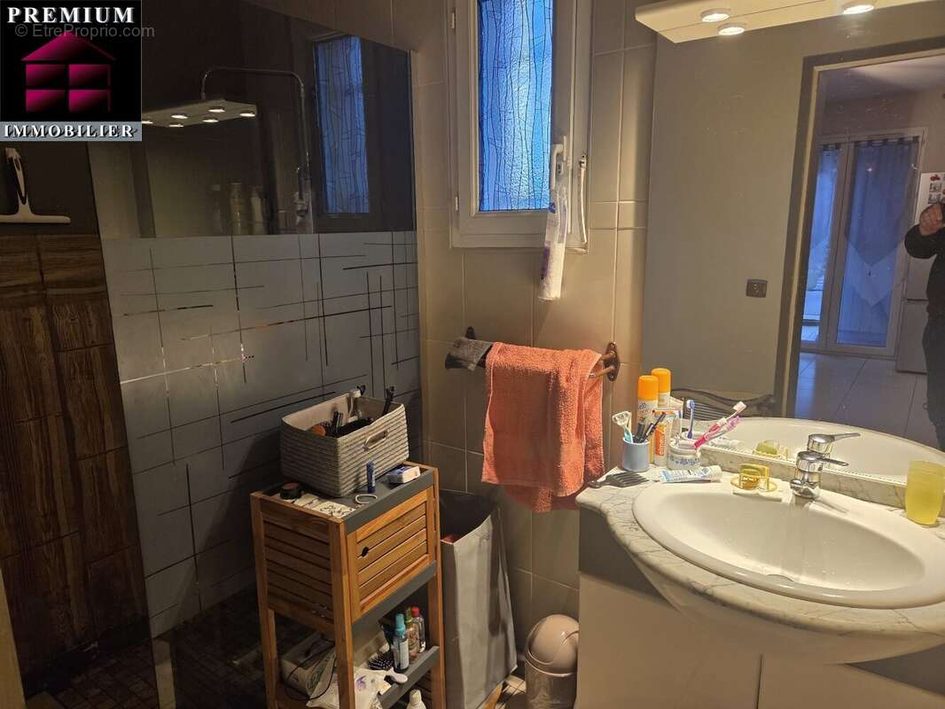 Maison à SAINT-ESTEVE