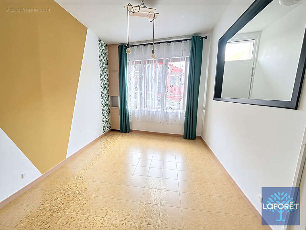 Maison à SAINT-AMAND-LES-EAUX