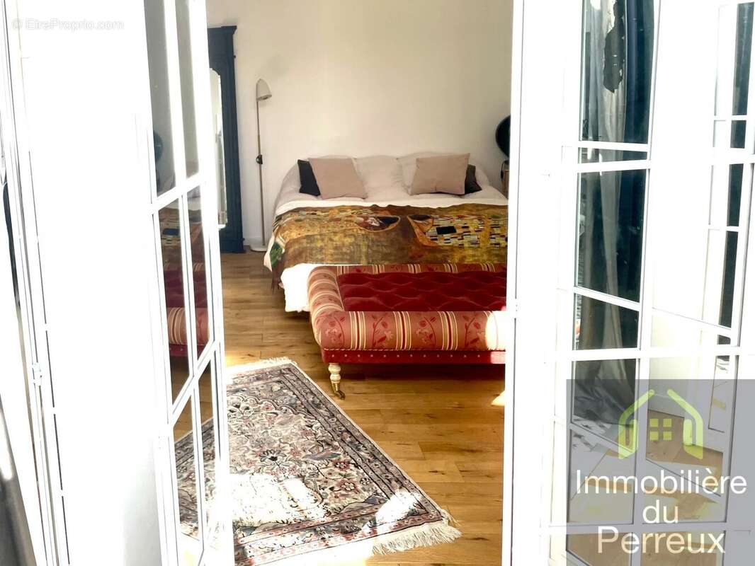 Maison à LE PERREUX-SUR-MARNE