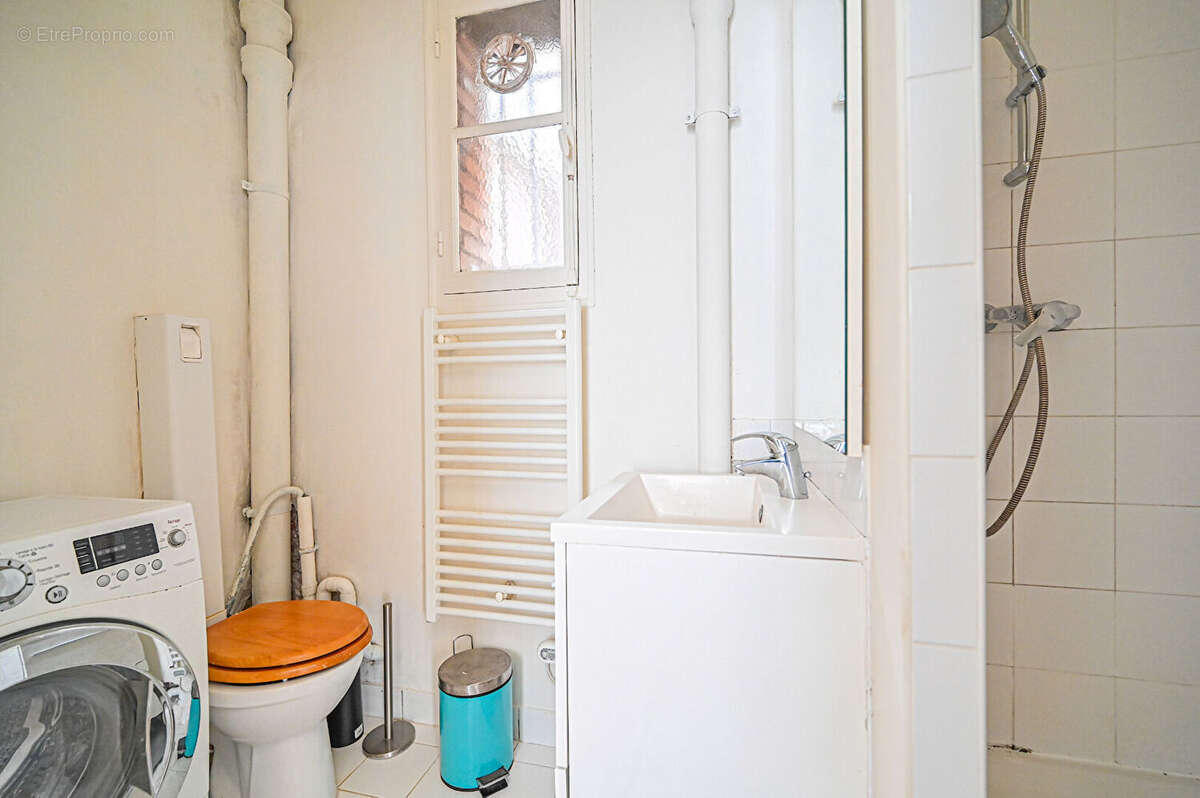 Appartement à PARIS-20E