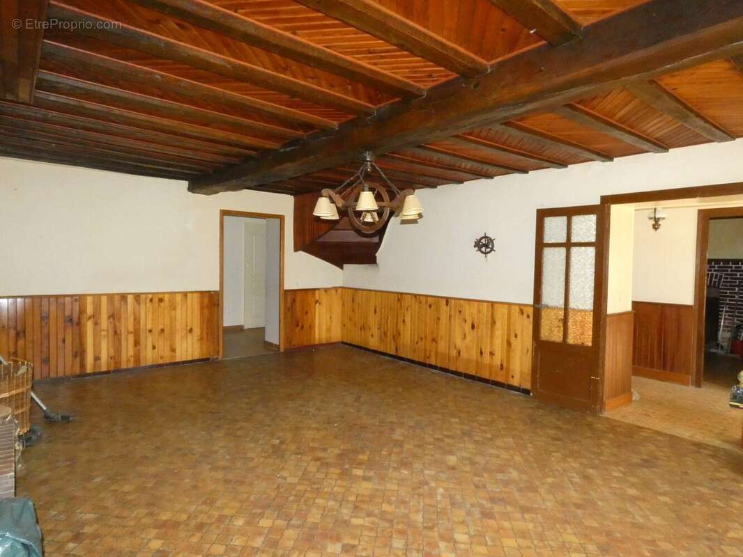 Maison à CHATELUS-MALVALEIX