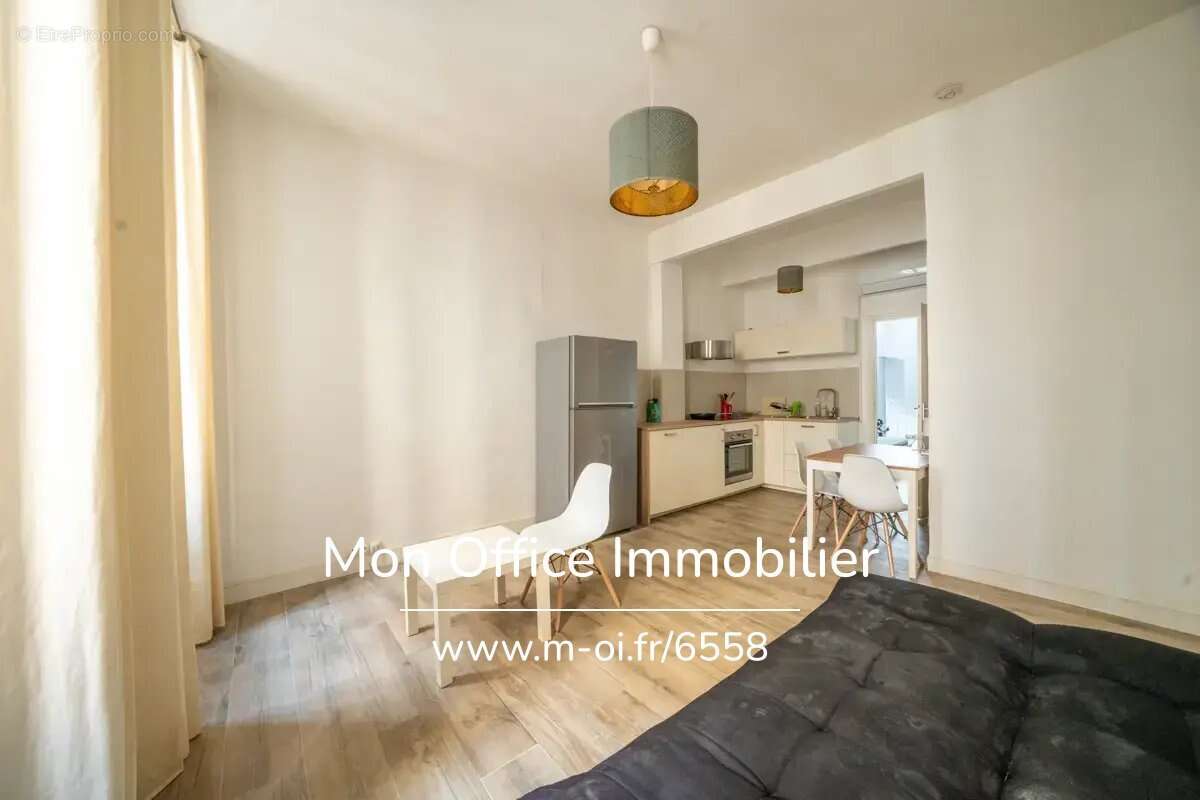 Appartement à MARSEILLE-6E
