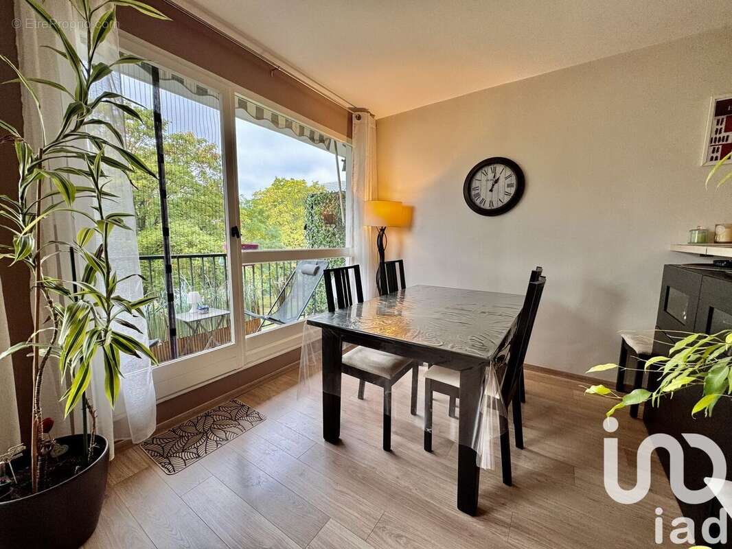 Photo 3 - Appartement à SAINT-MICHEL-SUR-ORGE