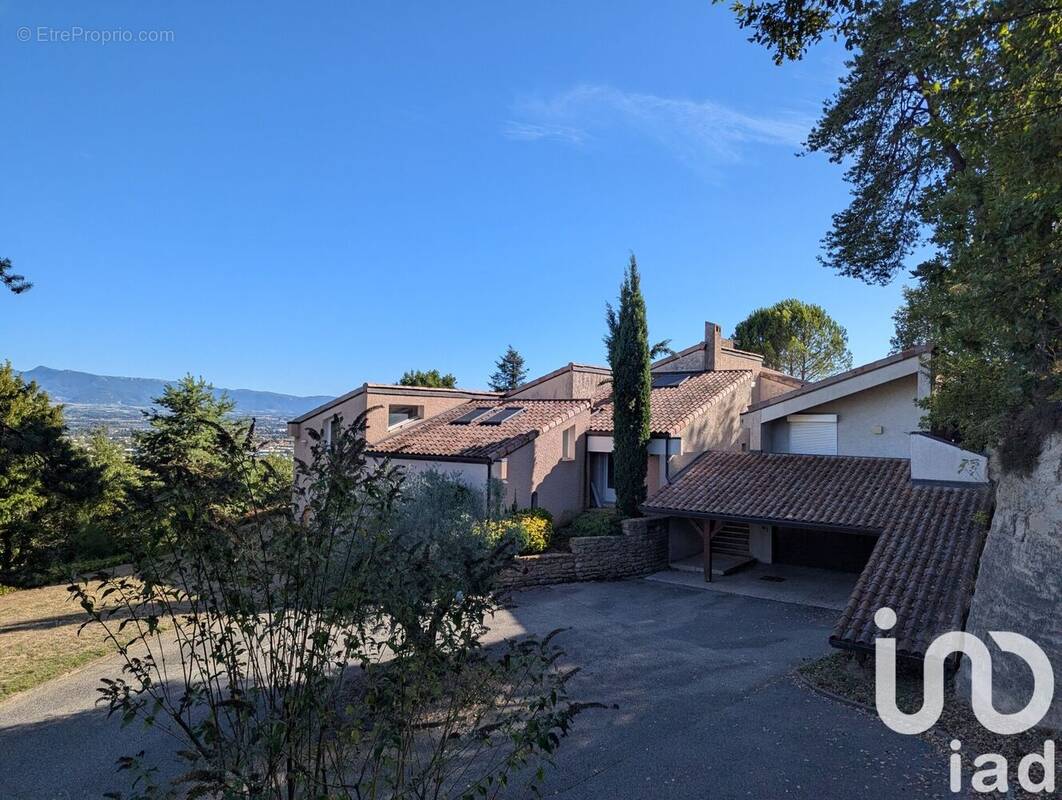 Photo 1 - Maison à MOURS-SAINT-EUSEBE