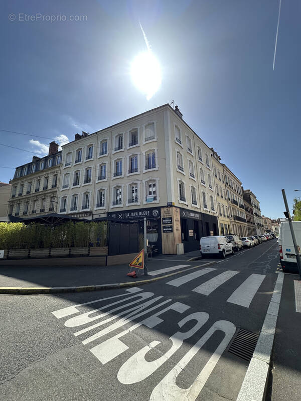 Appartement à SAINT-ETIENNE