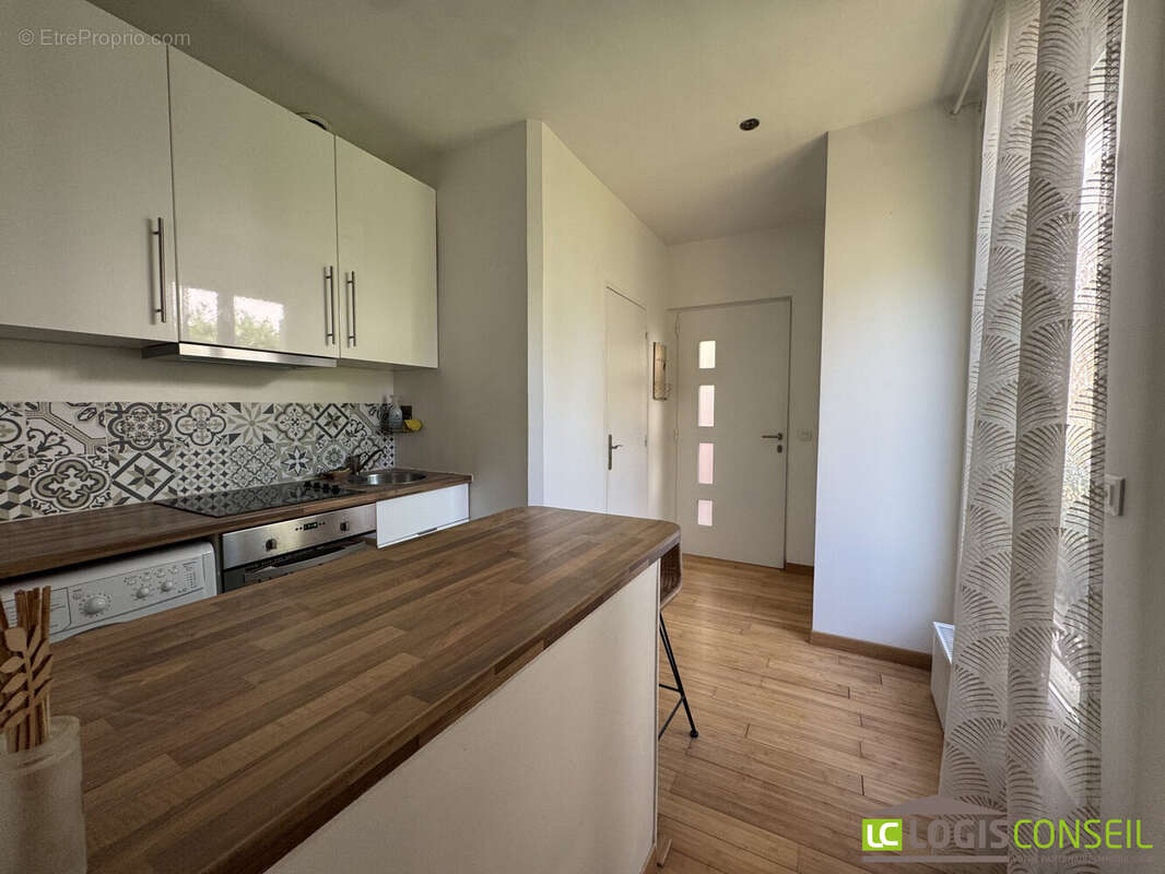 Appartement 23 m² à Chatenay-Malabry  - photo 3