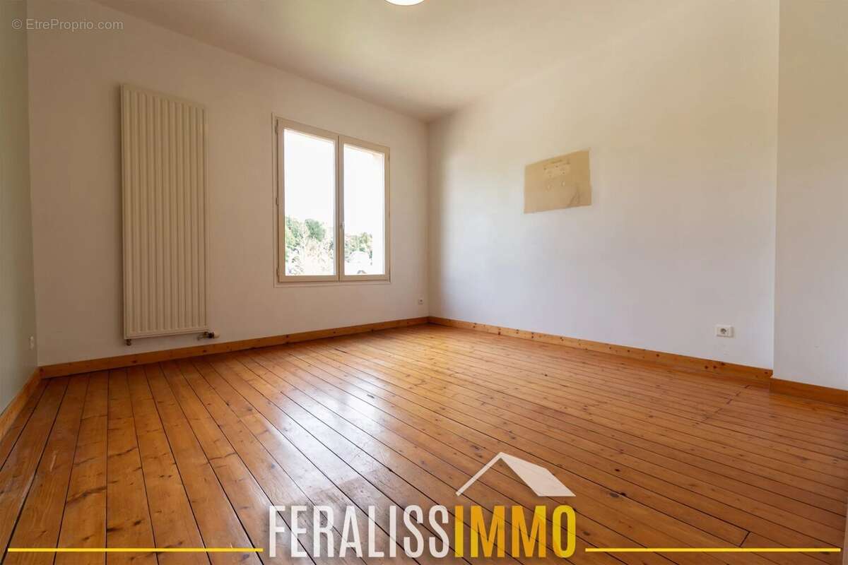 Spacieuse maison au coeur du village de Seraincourt ! - photo 10