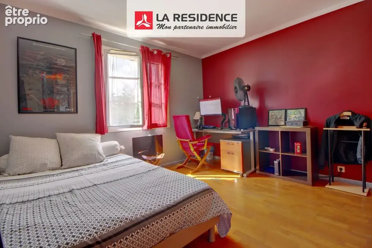 Maison 145 m² à Les Clayes-Sous-Bois  - photo 9
